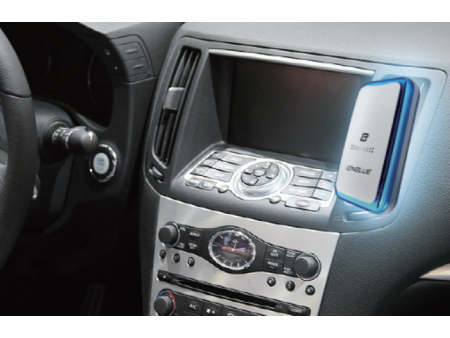 IONBLUE se namesti v avto v ventilacijsko odprtino, da preprečuje zaspanost in čisti zrak v kabini avtomobila ali kamiona